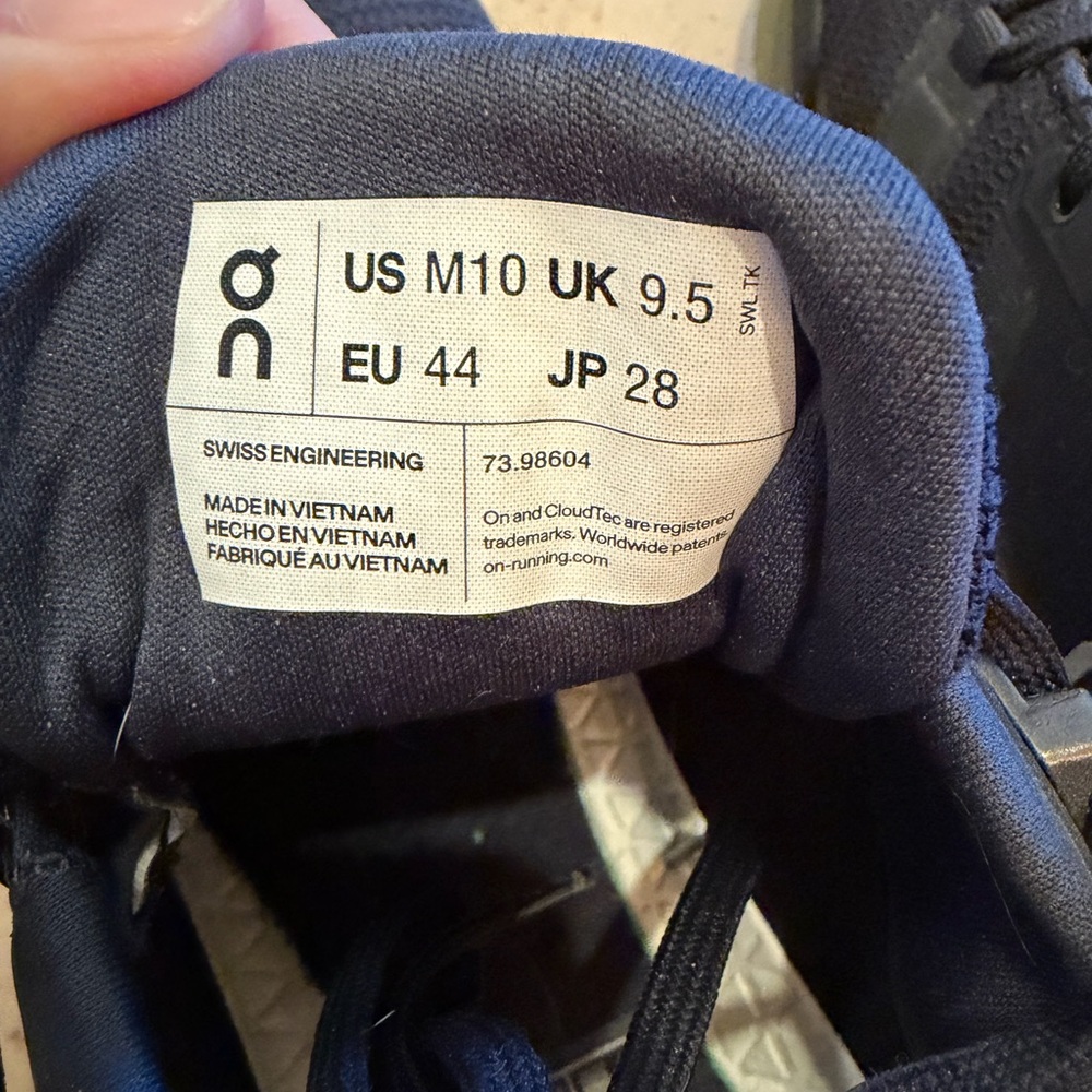 On Running Cloudwander Waterproof - image 6